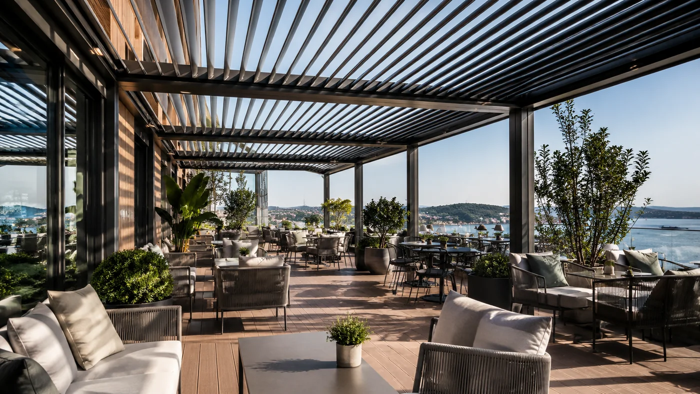 RS Vizyon pergola tente cam sistemleri premium dış mekan slayt görseli 2